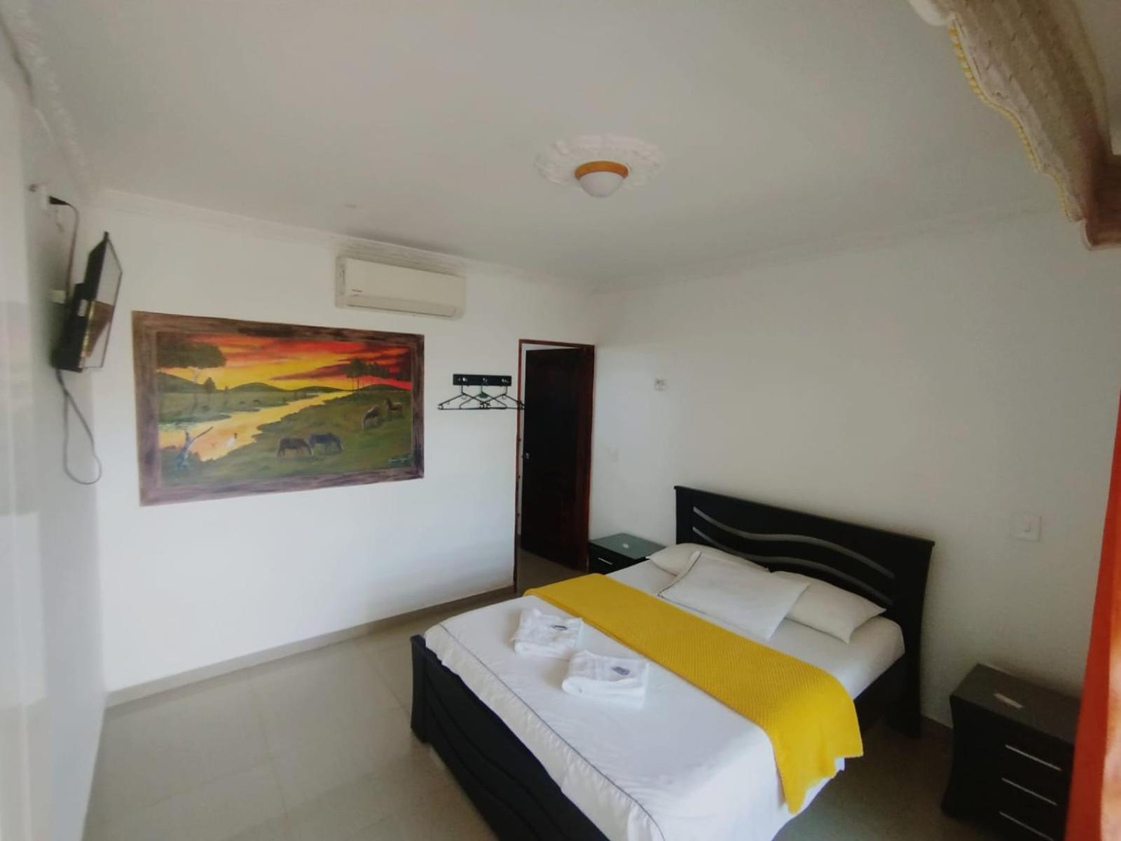 Hotel Campestre La Toscana Вильявисенсио Экстерьер фото